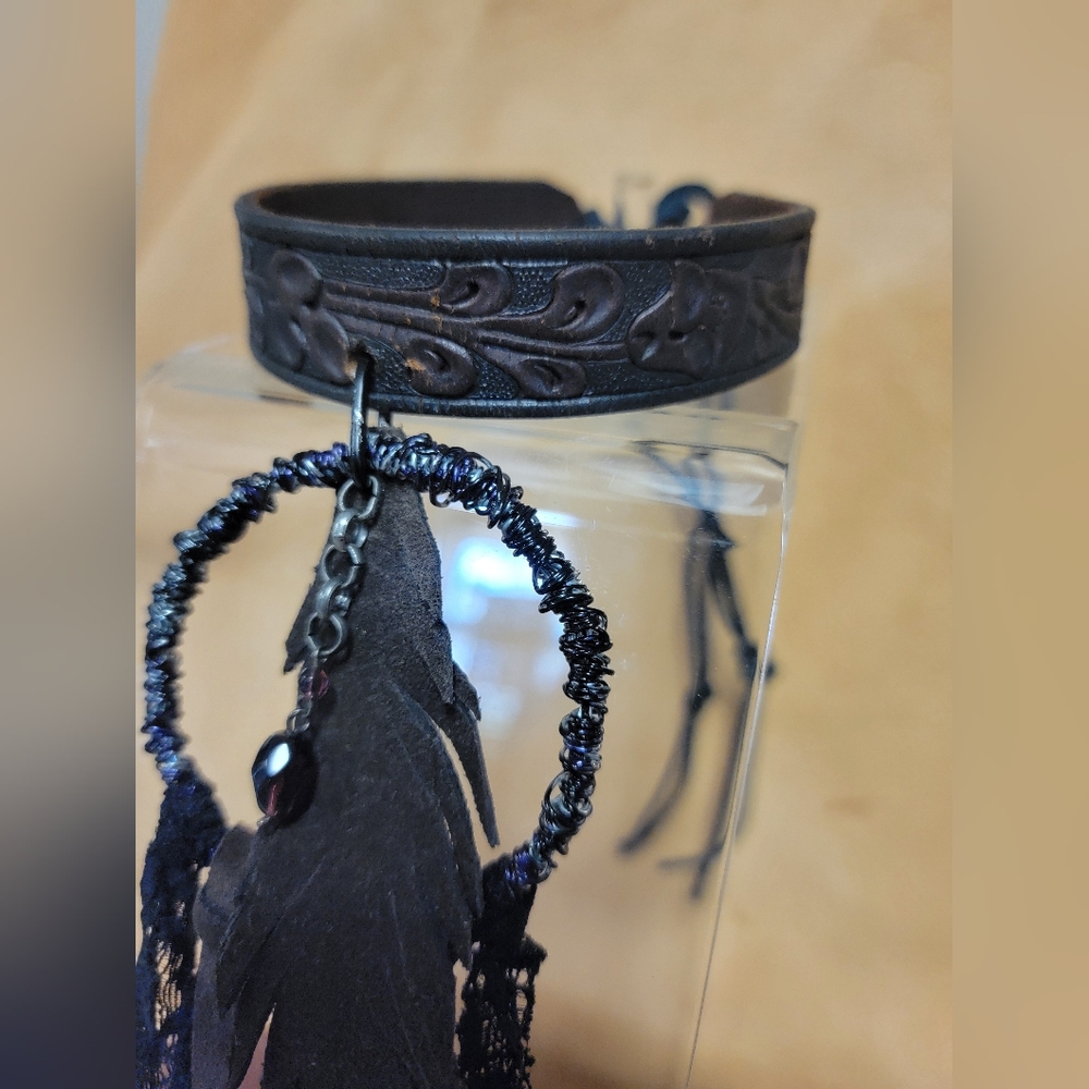 Bohemian Hippie Tooled Leather Choker Necklace With Suede Feather & Amethyst - Picture 8 of 12